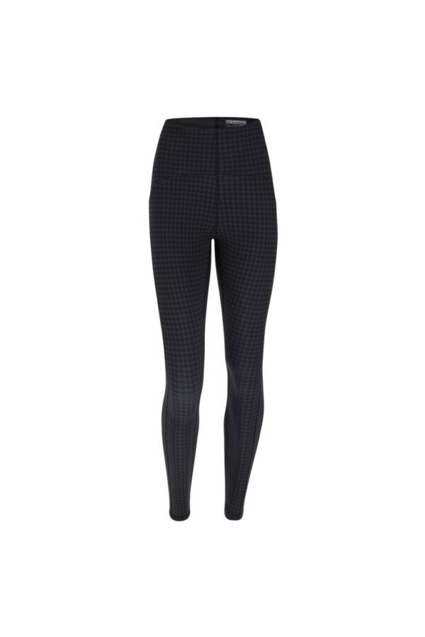 Breathable eco-friendly SuperFit leggings with an all-over print