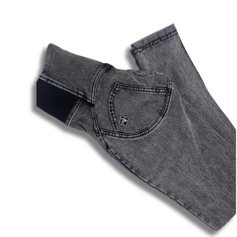 Freddy Acid wash WR.UP® shaping jeggings with elastic panels in the high waistband